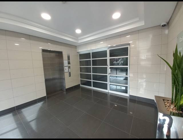 924M² OFFICE TO LET IN MOWBRAY